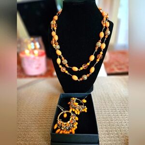 Necklace and earrings set